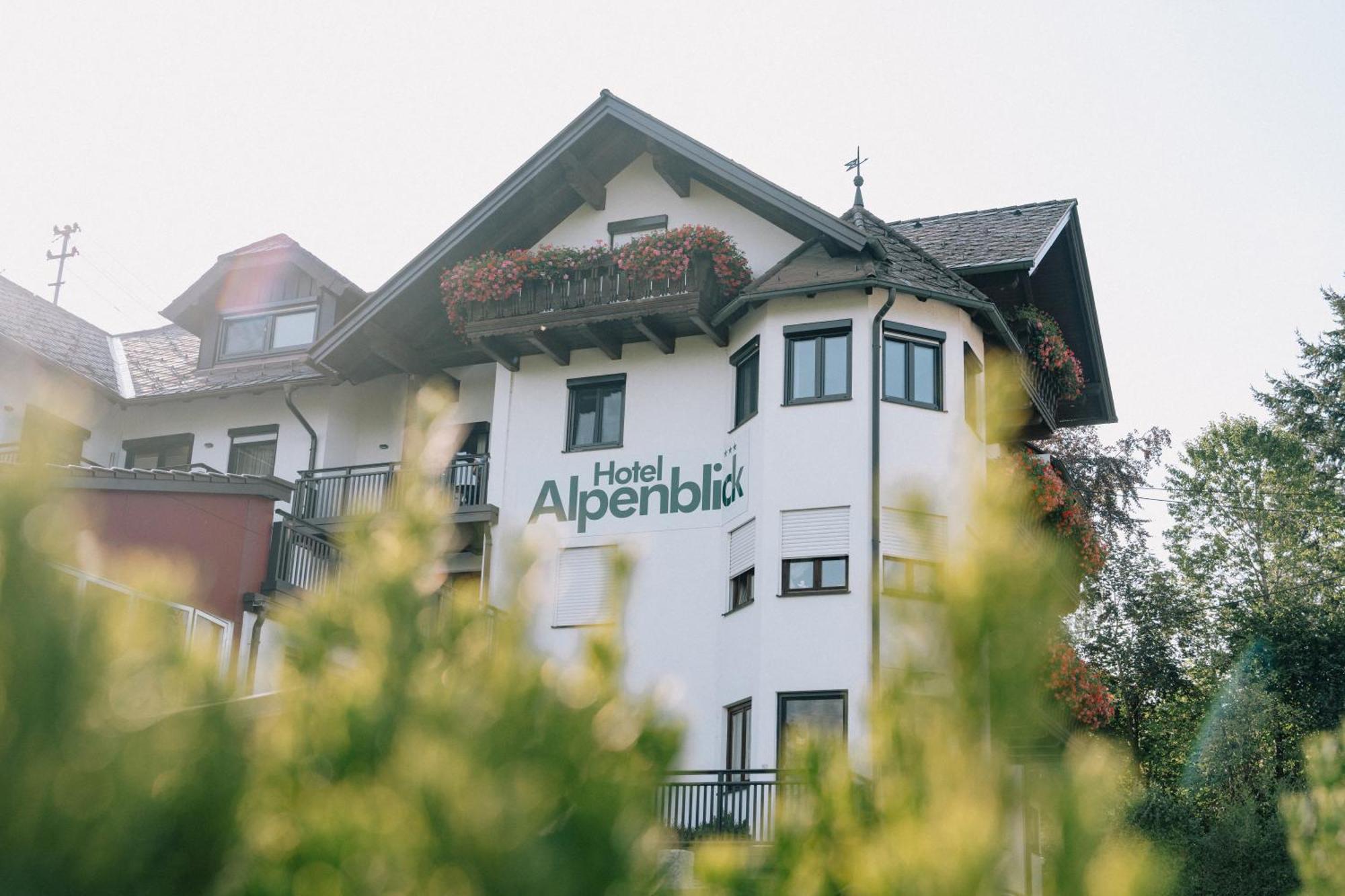 Hotel Alpenblick Attersee Exterior photo